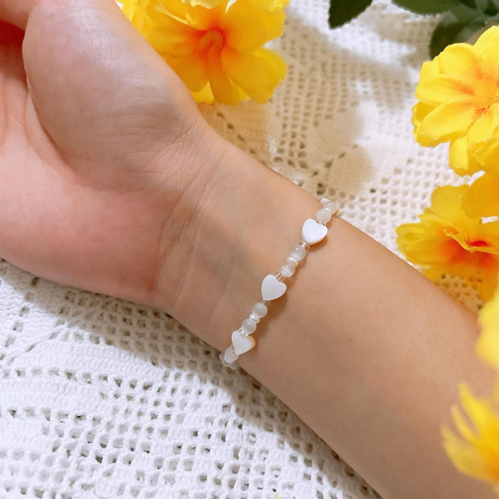 ZuZu White Heart Shell Bracelet
