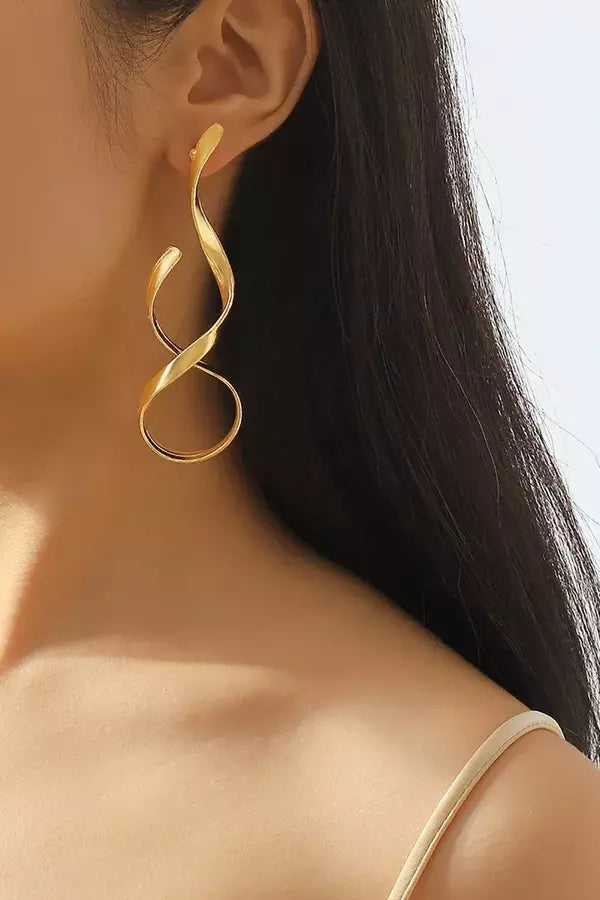 Velia Drop Earrings