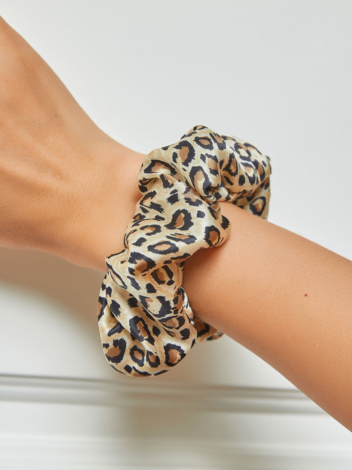 Midnight Silk Hair Scrunchies (3.5 cm) - ZuZu