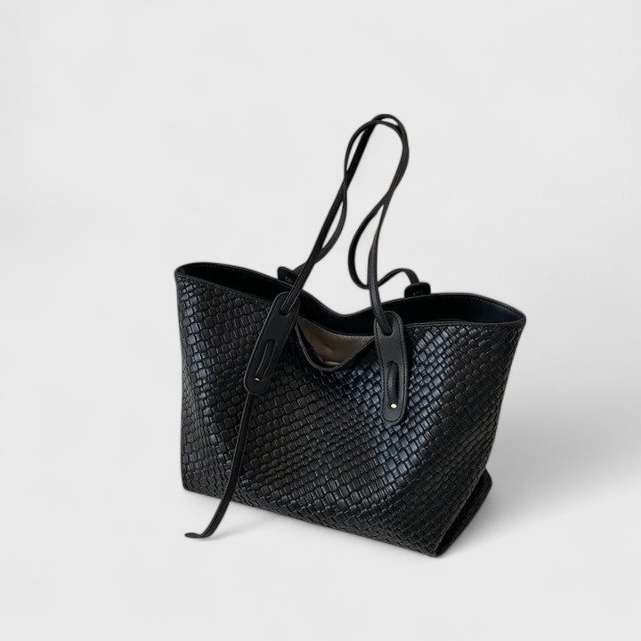 ZuZu - Elegant Tote Bag