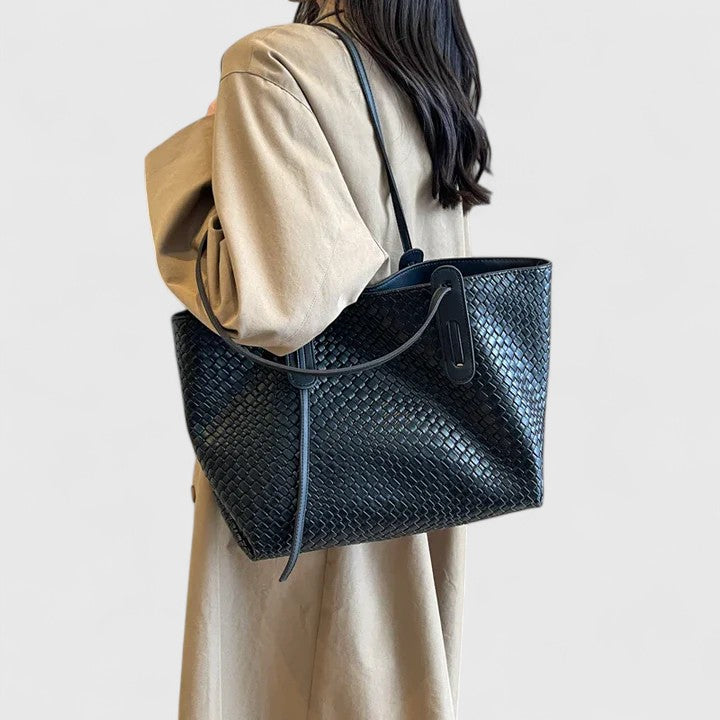 ZuZu - Elegant Tote Bag