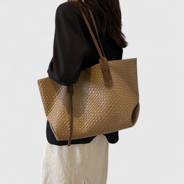 ZuZu - Elegant Tote Bag