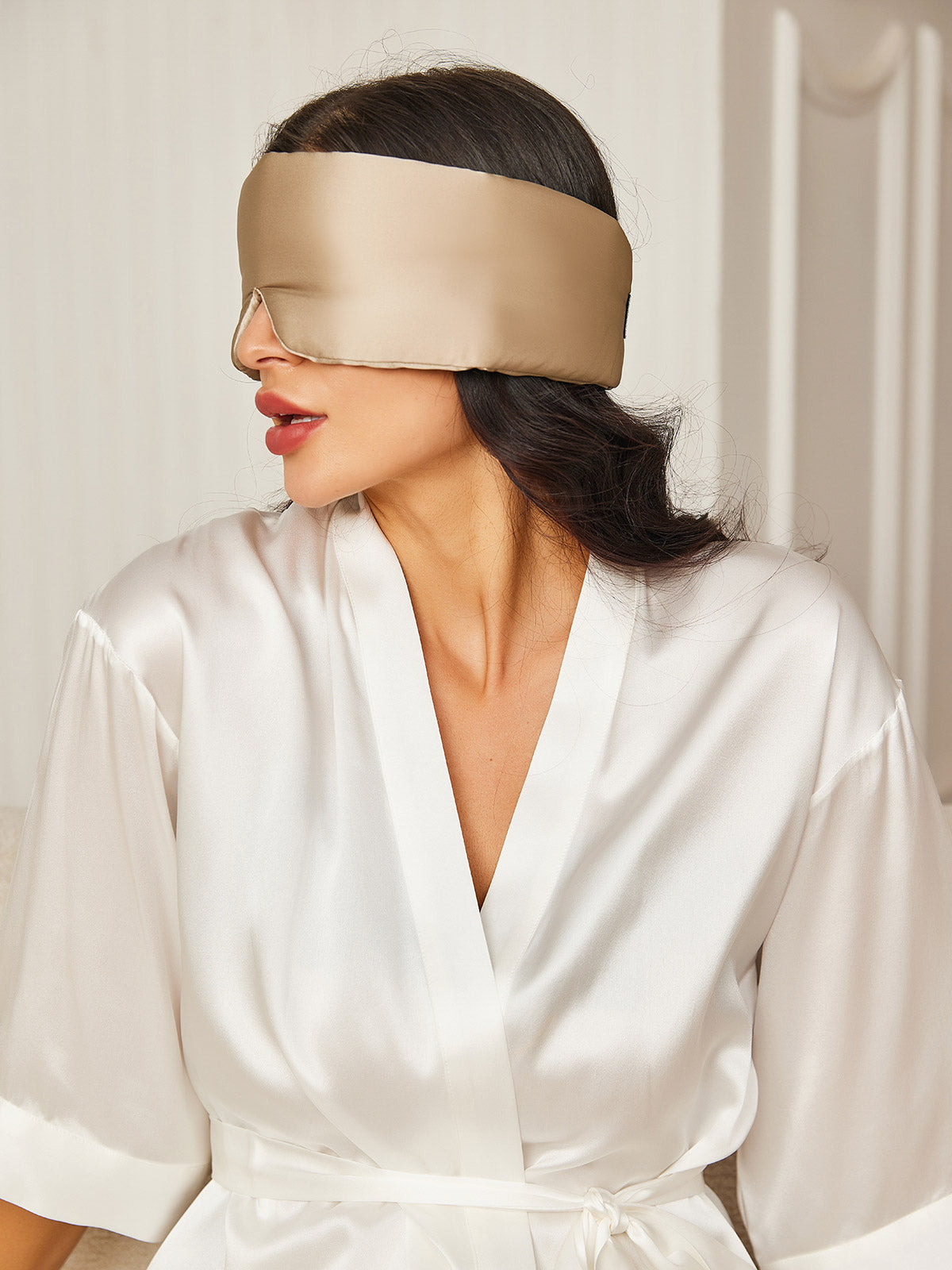 Elegant One-Piece Silk Sleep Eye Mask - ZuZu