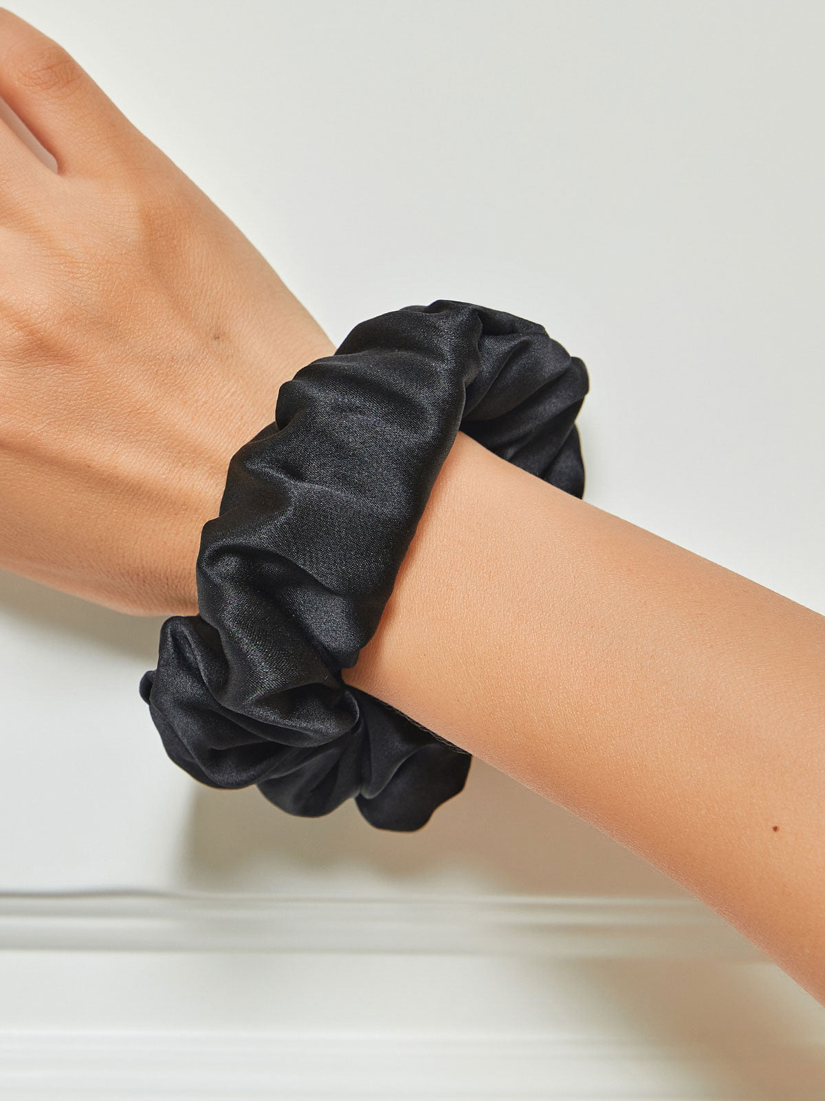 Midnight Silk Hair Scrunchies (3.5 cm) - ZuZu